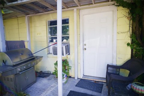 Commercial property in Orlando, Florida 148.09 sq.m. № 2195497 - photo 21