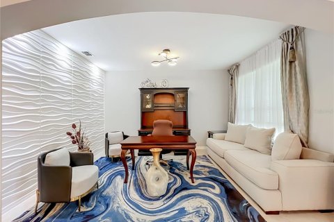 House in Windermere, Florida 5 bedrooms, 402.45 sq.m. № 2234642 - photo 7