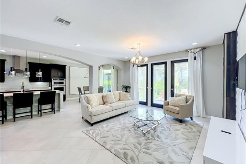 House in Windermere, Florida 5 bedrooms, 402.45 sq.m. № 2234642 - photo 26