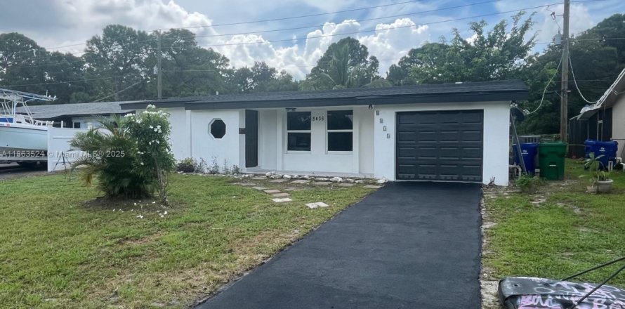 Villa ou maison à Miramar, Floride 3 chambres, 168.25 m2 № 1926633