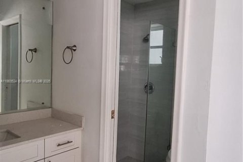 Villa ou maison à vendre à Miramar, Floride: 3 chambres, 168.25 m2 № 1926633 - photo 11