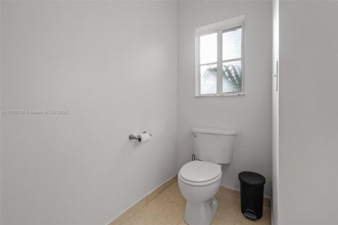 Casa en venta en Homestead, Florida, 3 dormitorios, 241.82 m2 № 1861294 - foto 21