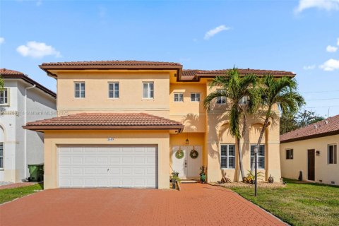 Casa en venta en Homestead, Florida, 3 dormitorios, 241.82 m2 № 1861294 - foto 1