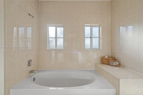 Casa en venta en Homestead, Florida, 3 dormitorios, 241.82 m2 № 1861294 - foto 19