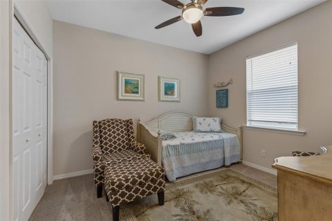 House in North Fort Myers, Florida 3 bedrooms, 167.69 sq.m. № 2388102 - photo 21