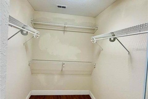Villa ou maison à louer à Kissimmee, Floride: 5 chambres, 223.62 m2 № 1775488 - photo 10