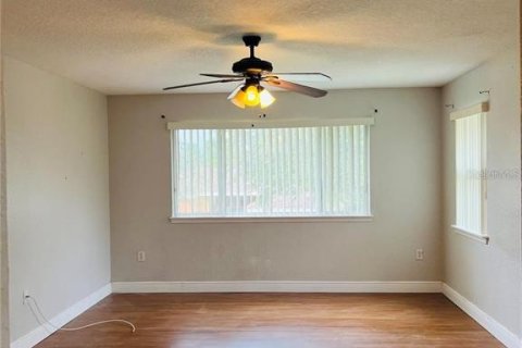 Villa ou maison à louer à Kissimmee, Floride: 5 chambres, 223.62 m2 № 1775488 - photo 7