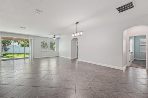 Casa en venta en Riverview, Florida, 3 dormitorios, 222.04 m2 № 1787418 - foto 4
