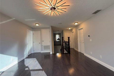 House in Orlando, Florida 3 bedrooms, 209.59 sq.m. № 1568197 - photo 23