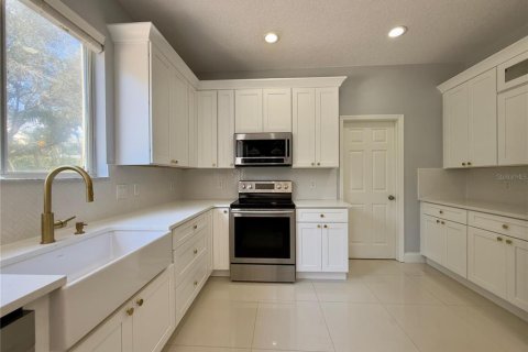 House in Orlando, Florida 3 bedrooms, 209.59 sq.m. № 1568197 - photo 13