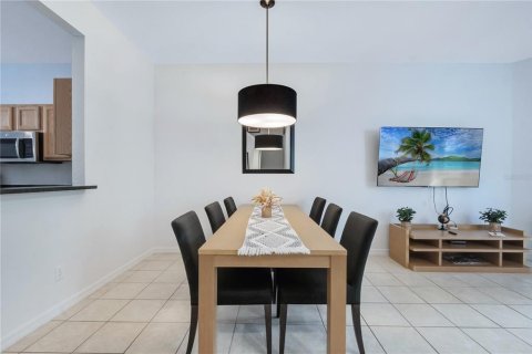 Townhouse in Kissimmee, Florida 3 bedrooms, 133.31 sq.m. № 1835573 - photo 20