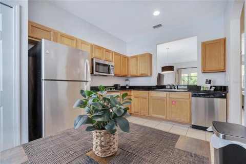 Townhouse in Kissimmee, Florida 3 bedrooms, 133.31 sq.m. № 1835573 - photo 11
