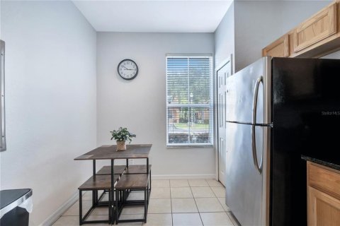 Townhouse in Kissimmee, Florida 3 bedrooms, 133.31 sq.m. № 1835573 - photo 10