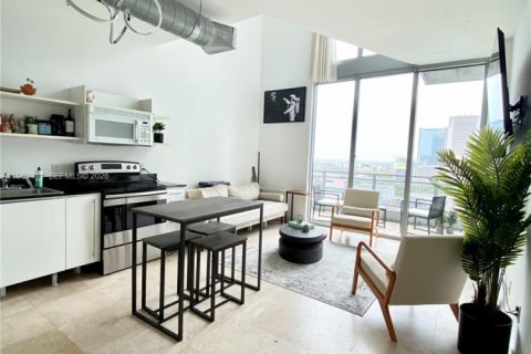 Copropriété à louer à Miami, Floride: 1 chambre, 73.86 m2 № 2023851 - photo 5