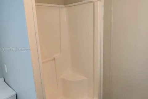 Снять в аренду квартиру в Хомстед, Флорида 3 спальни, 156.08м2, № 1928981 - фото 18