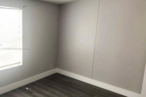 Снять в аренду квартиру в Хомстед, Флорида 3 спальни, 156.08м2, № 1928981 - фото 14