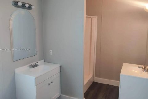 Снять в аренду квартиру в Хомстед, Флорида 3 спальни, 156.08м2, № 1928981 - фото 15