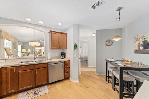 Casa en venta en The Villages, Florida, 2 dormitorios, 112.04 m2 № 1840580 - foto 12
