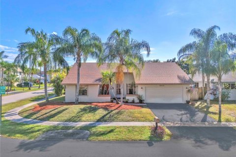 Villa ou maison à Sunrise, Floride 3 chambres, 164.9 m2 № 2051632