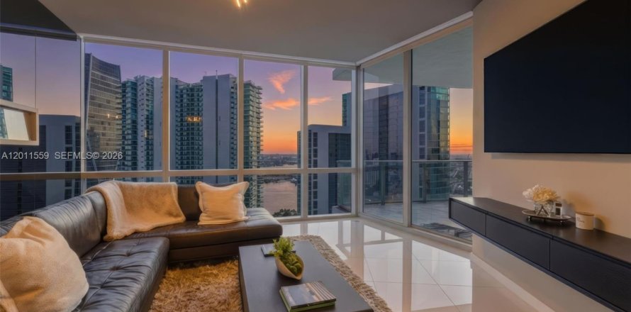 Condo à Miami, Floride, 2 chambres  № 2075284