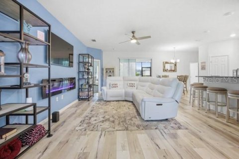 Villa ou maison à vendre à Ocala, Floride: 4 chambres, 220.18 m2 № 2148139 - photo 5