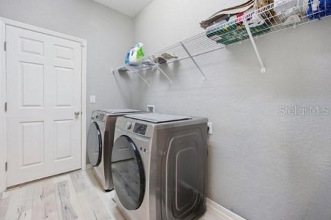 Villa ou maison à vendre à Ocala, Floride: 4 chambres, 220.18 m2 № 2148139 - photo 25