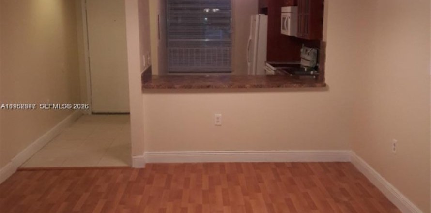 Condo in Miramar, Florida, 1 bedroom  № 2009222