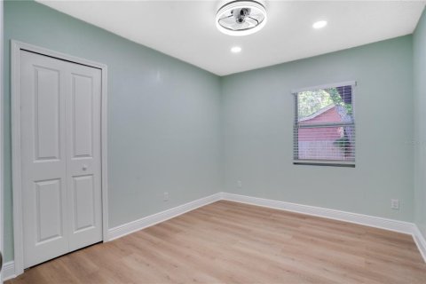 Villa ou maison à louer à Saint Petersburg, Floride: 3 chambres, 107.02 m2 № 2110840 - photo 20