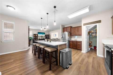 Casa en venta en Kissimmee, Florida, 4 dormitorios, 235.6 m2 № 1915189 - foto 19