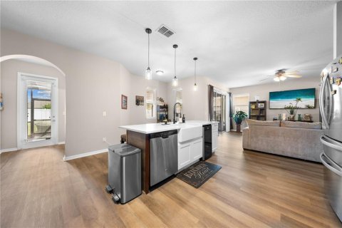 Casa en venta en Kissimmee, Florida, 4 dormitorios, 235.6 m2 № 1915189 - foto 25