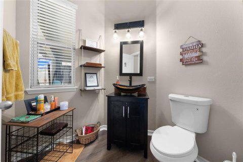 Casa en venta en Kissimmee, Florida, 4 dormitorios, 235.6 m2 № 1915189 - foto 27