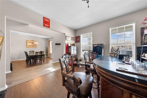 Casa en venta en Kissimmee, Florida, 4 dormitorios, 235.6 m2 № 1915189 - foto 6