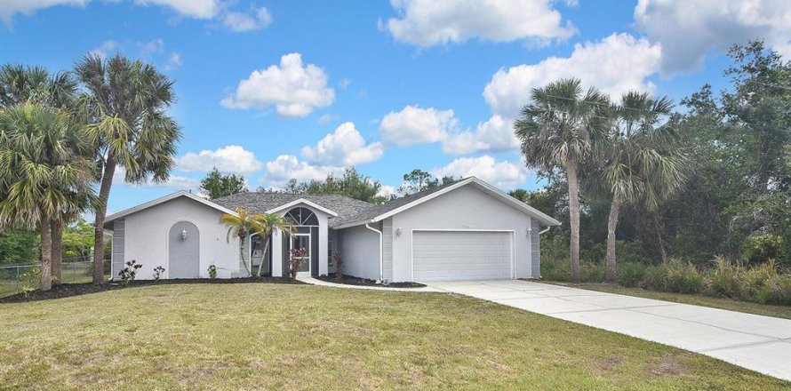 House in Punta Gorda, Florida 3 bedrooms, 188.31 sq.m. № 1737219