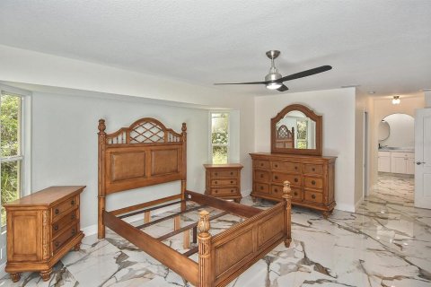 House in Punta Gorda, Florida 3 bedrooms, 188.31 sq.m. № 1737219 - photo 29