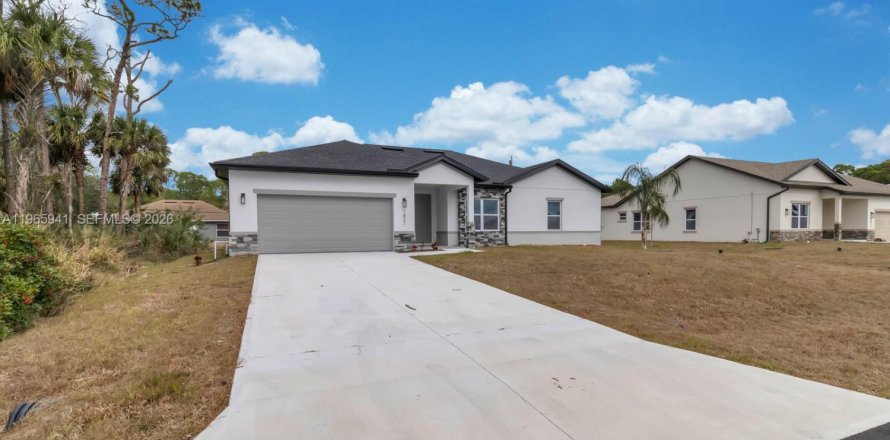Casa en Palm Bay, Florida 3 dormitorios № 2063150