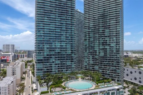 Condo in Miami, Florida, 4 bedrooms  № 2171778 - photo 5