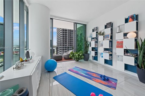 Condo in Miami, Florida, 4 bedrooms  № 2171778 - photo 14