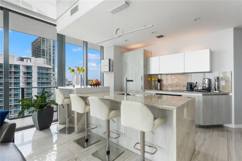 Condo in Miami, Florida, 4 bedrooms  № 2171778 - photo 4