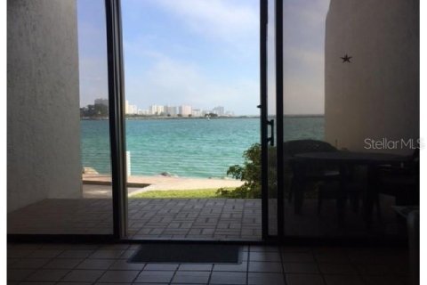 Copropriété à louer à Clearwater, Floride: 2 chambres, 119.01 m2 № 212871 - photo 5