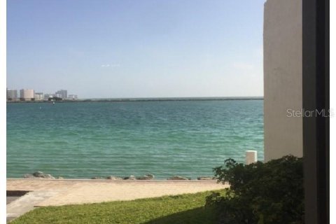 Copropriété à louer à Clearwater, Floride: 2 chambres, 119.01 m2 № 212871 - photo 12