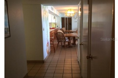 Copropriété à louer à Clearwater, Floride: 2 chambres, 119.01 m2 № 212871 - photo 8