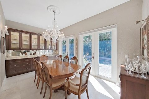 Villa ou maison à vendre à Saint Petersburg, Floride: 3 chambres, 233.84 m2 № 2205617 - photo 13