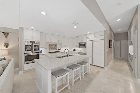 Villa ou maison à vendre à Saint Petersburg, Floride: 3 chambres, 233.84 m2 № 2205617 - photo 16