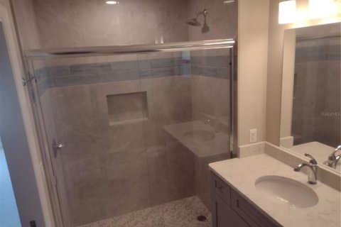 House in New Smyrna Beach, Florida 3 bedrooms, 140.84 sq.m. № 1789857 - photo 8