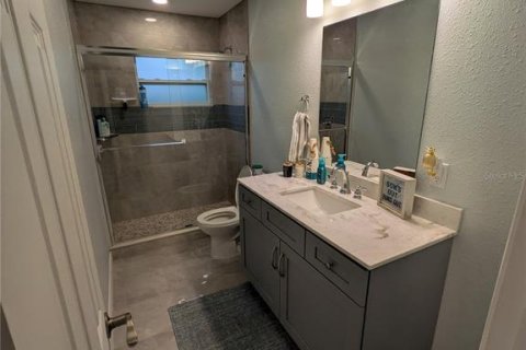 House in New Smyrna Beach, Florida 3 bedrooms, 140.84 sq.m. № 1789857 - photo 4