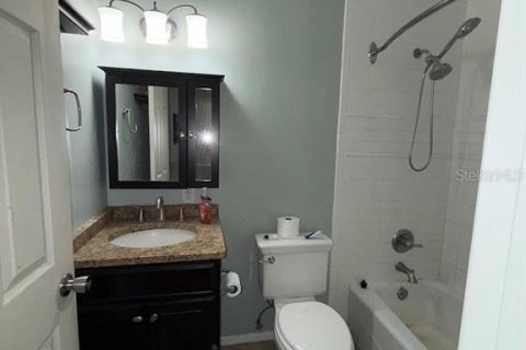 Copropriété à louer à Gainesville, Floride: 2 chambres, 90.3 m2 № 2403459 - photo 12