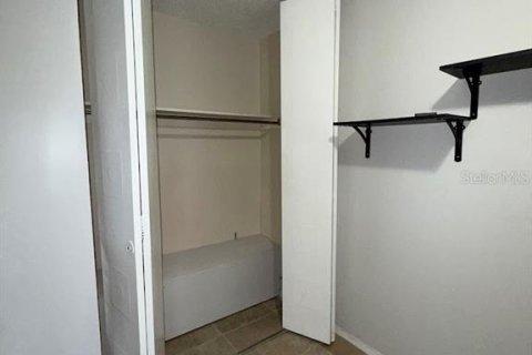 Copropriété à louer à Gainesville, Floride: 2 chambres, 90.3 m2 № 2403459 - photo 7