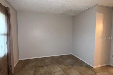 Copropriété à louer à Gainesville, Floride: 2 chambres, 90.3 m2 № 2403459 - photo 15