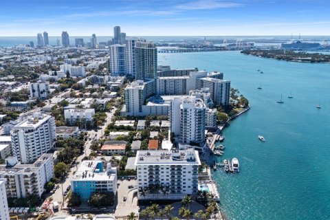 Copropriété à vendre à Miami Beach, Floride: 1 chambre, 60.39 m2 № 2046017 - photo 14