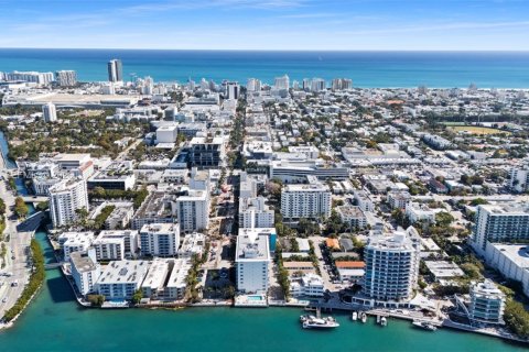 Copropriété à vendre à Miami Beach, Floride: 1 chambre, 60.39 m2 № 2046017 - photo 15